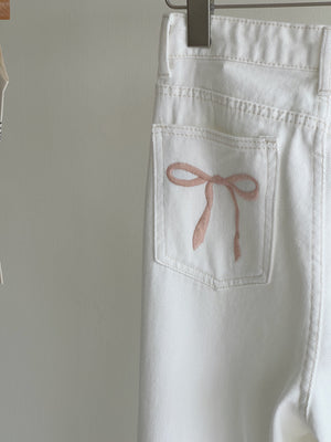 Ribbon Embroidered White Denim / 刺绣白色牛仔阔腿裤