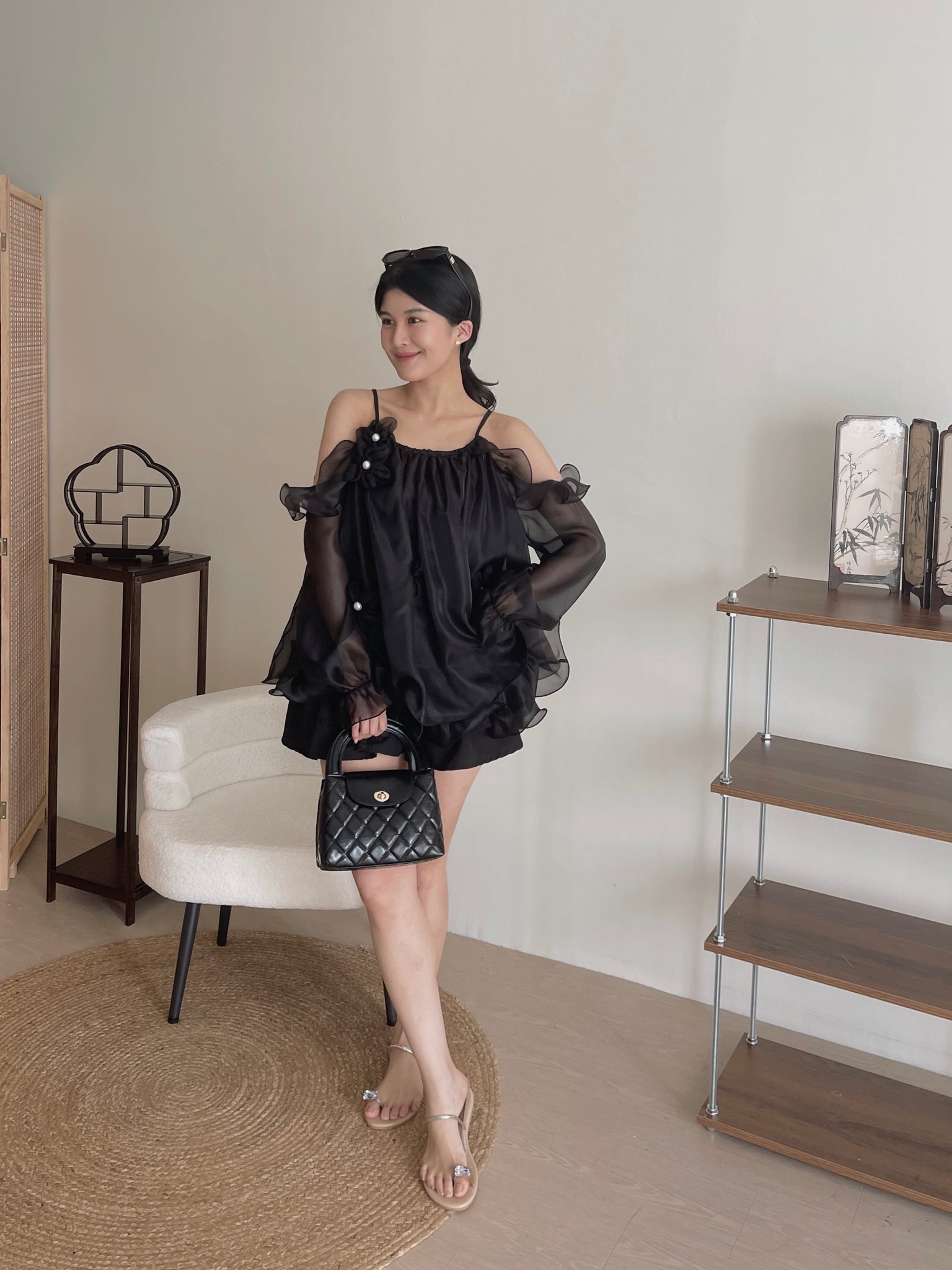 Glowing Tulle Puff Top / 流光纱蓬蓬露肩上衣