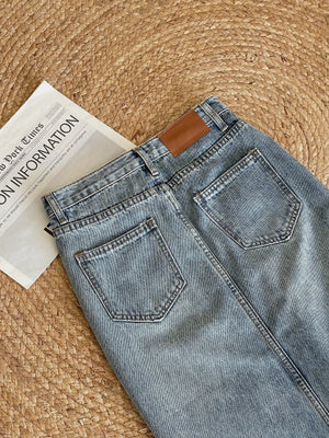 Denim Front Split Skirt / 前开衩牛仔半裙