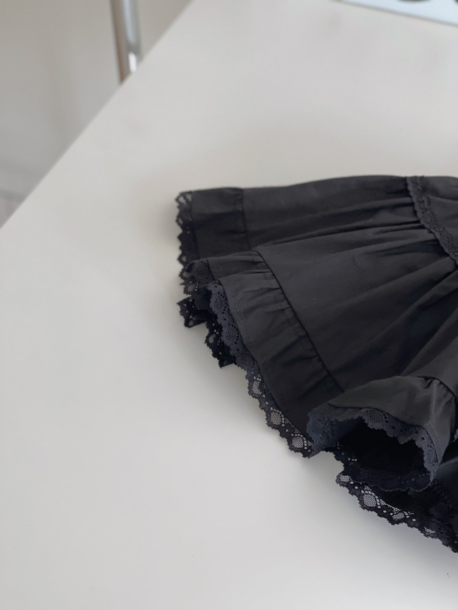 Lace Tutu Skirt / 蕾丝花边甜美短裙