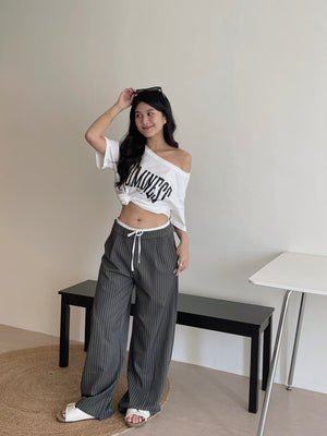 Letters Drop Shoulder Tee / 字母宽领落肩T恤