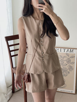 Casual Vest Set / 琥珀排扣休闲套装