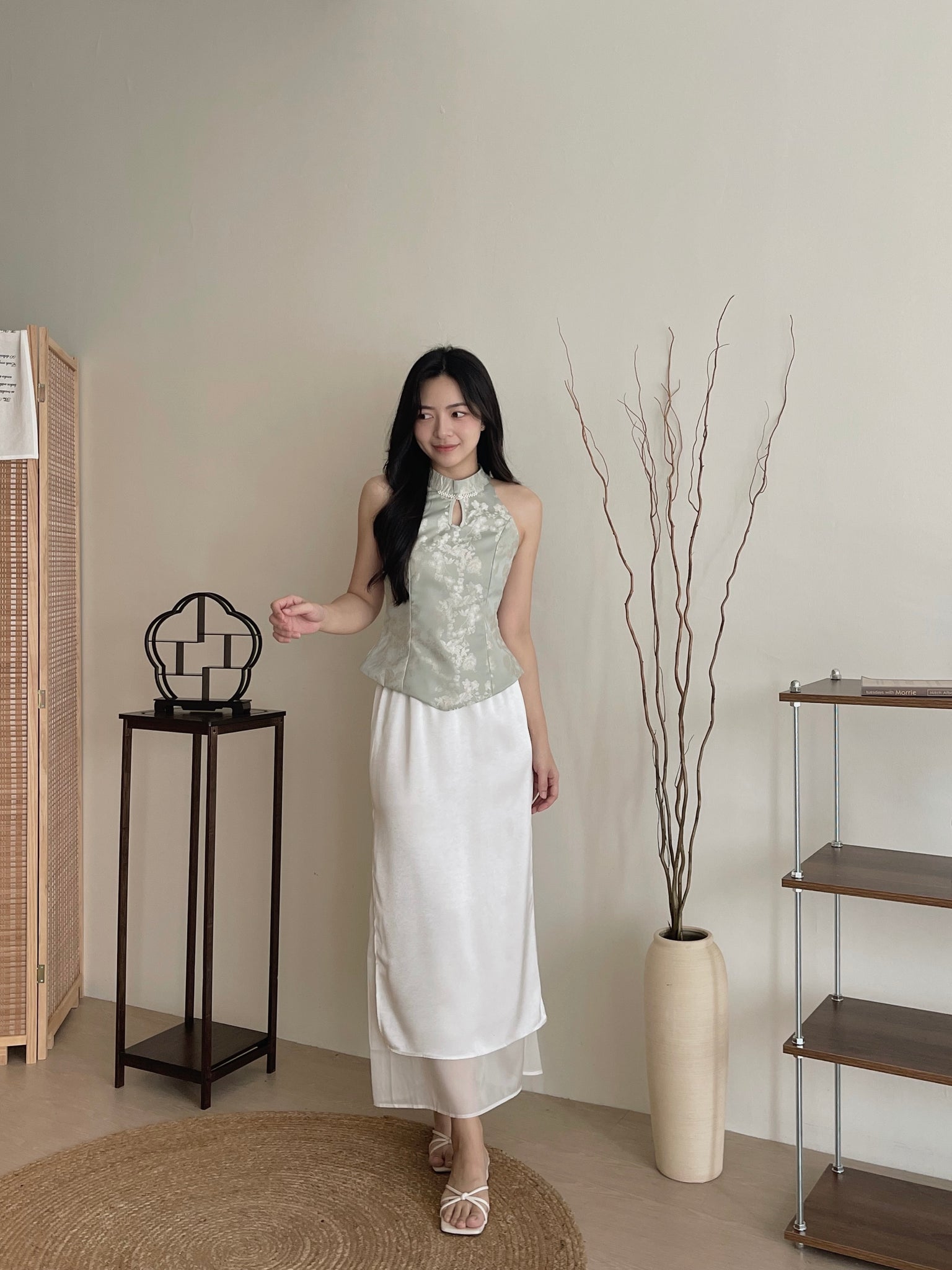 Moonlit Bloom Satin Top / 玉兰映月-高雅光泽锦缎旗袍上衣