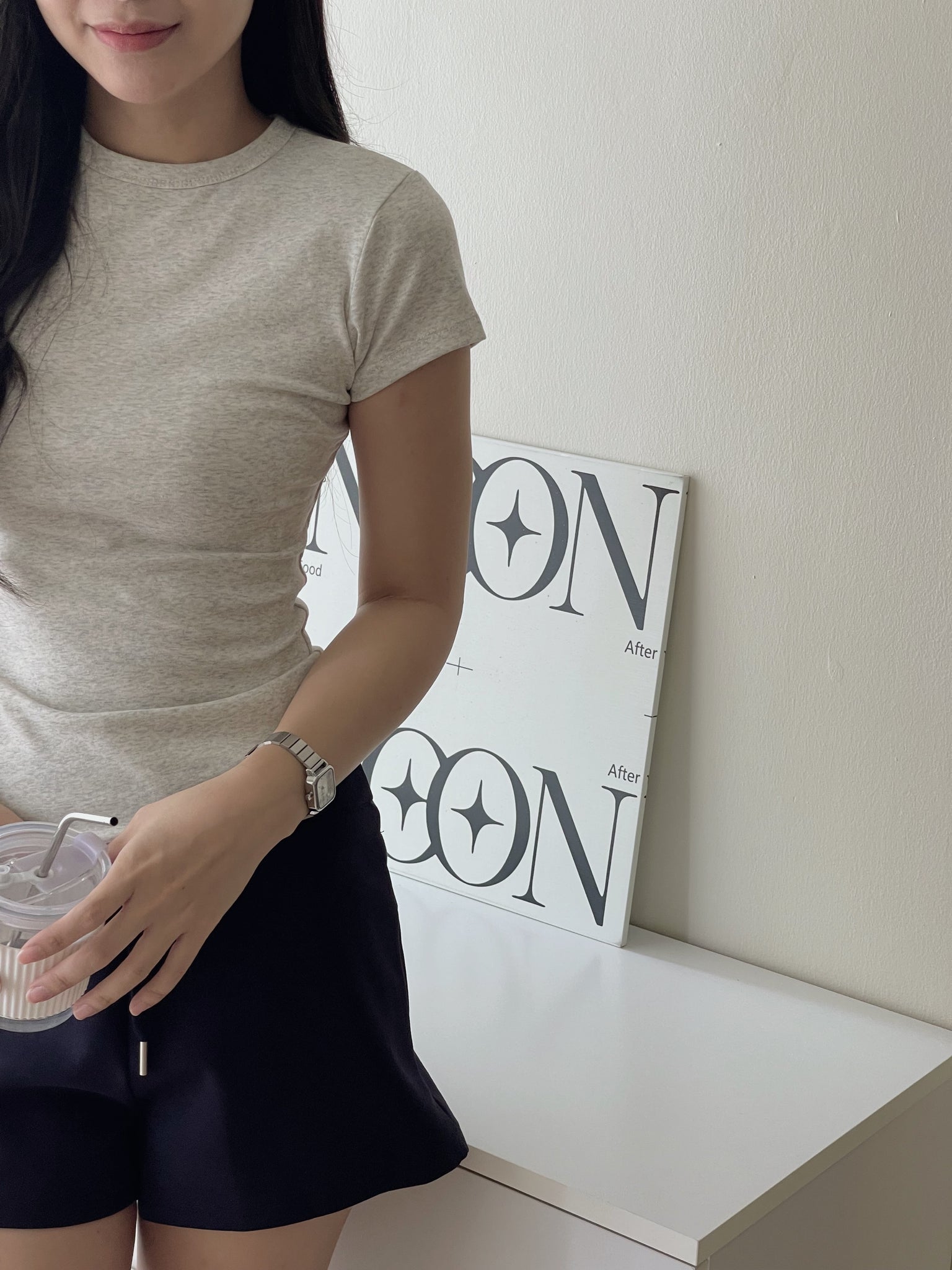 Basic Cotton Tee / 纯色基础棉质修身T恤