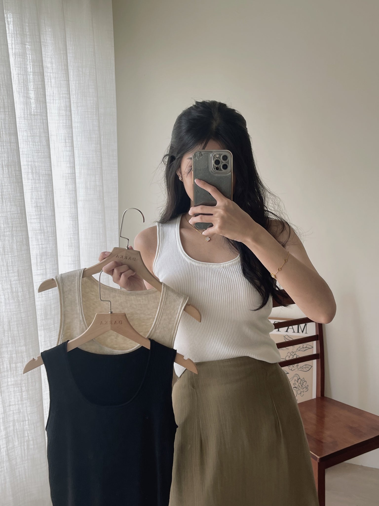 Comfy Tank Top / 遮副乳针织背心