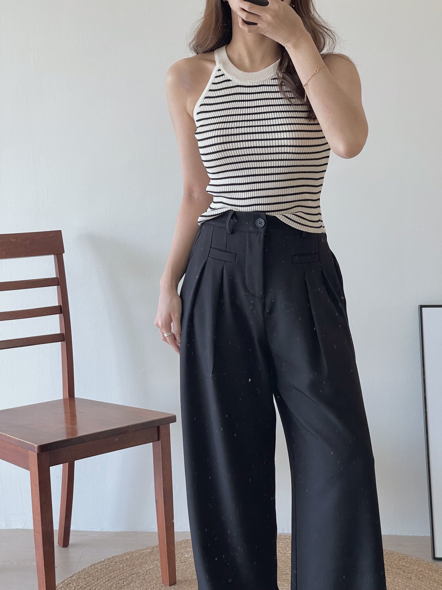 Stripes Halterneck Singlet / 杏黑条针织挂脖背心