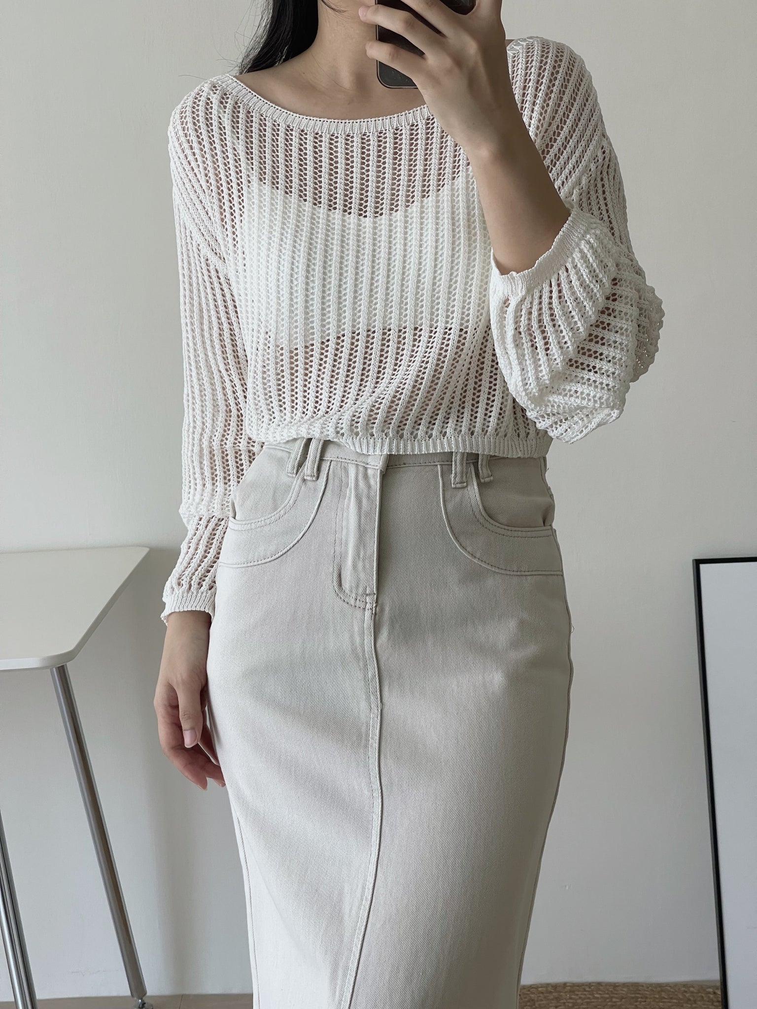 Hollow Wide Shoulder Top / 镂空落肩长袖衫