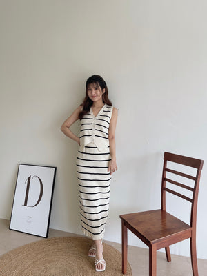 Ladies Stripes Sleeveless Set / 优雅条纹背心套装