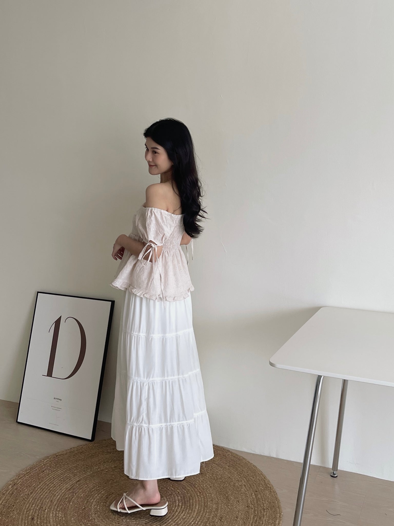 Lace Trim Midi Skirt / 蕾丝边半身长裙