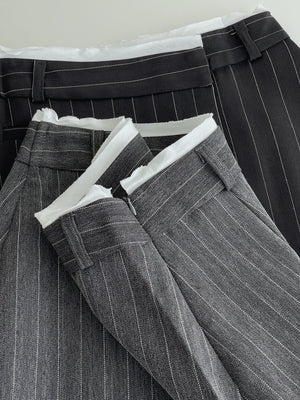 Asymmetrical Stripes Skort / 学院风竖条纹裤裙