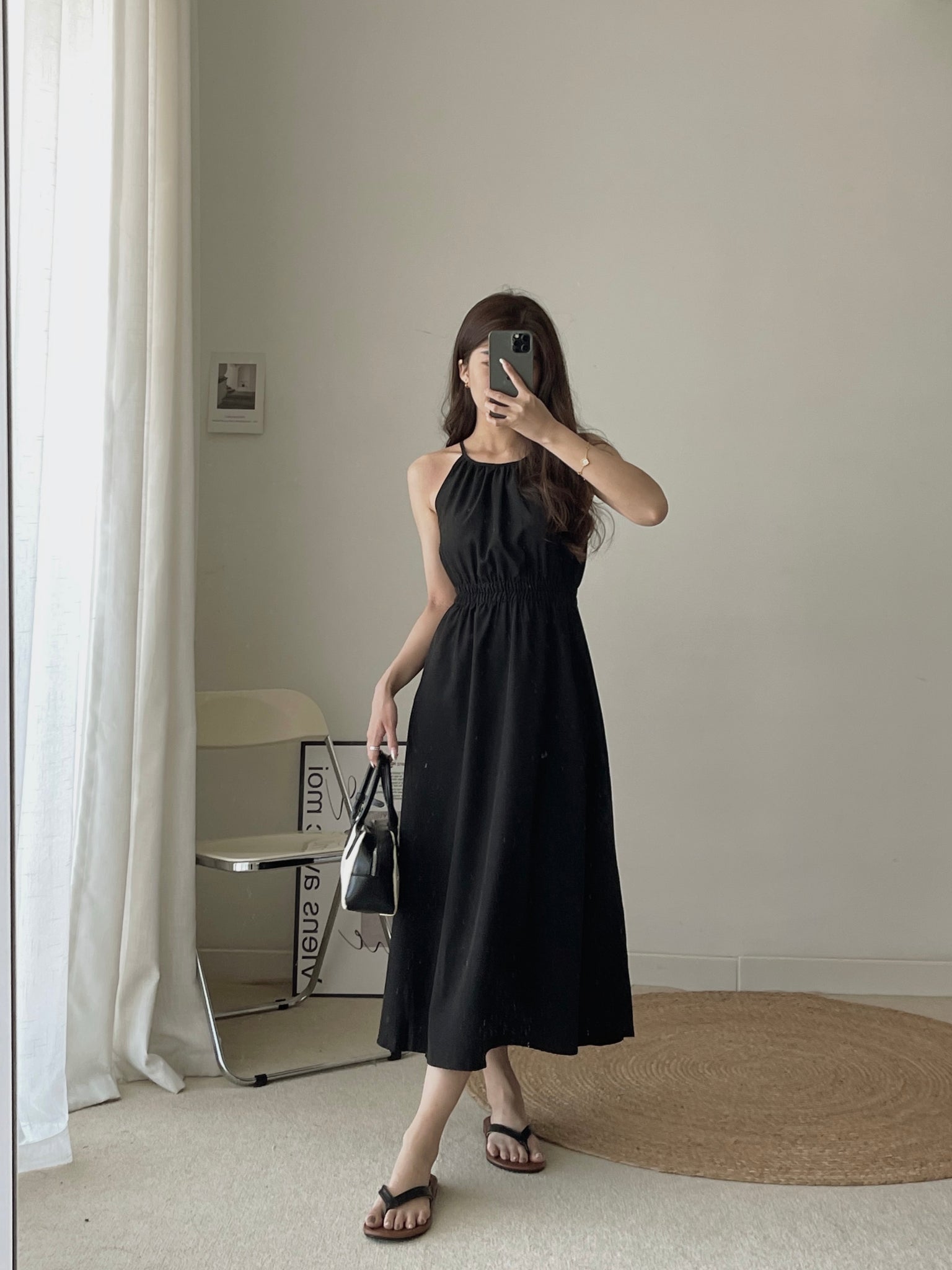 Back Hollow Out Dress / 挂脖背镂空连身裙