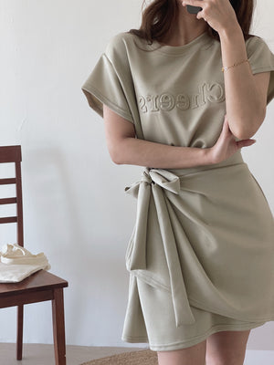 Cheers Tie Up Dress / 立体字母连身裙