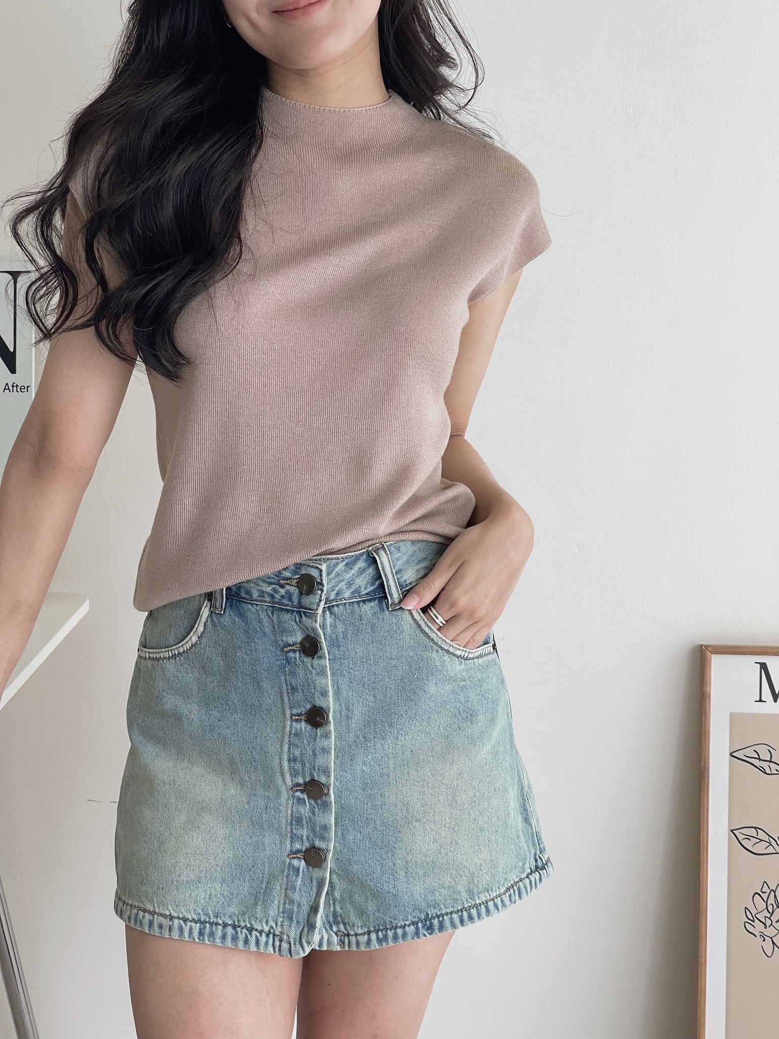 Button Up Denim Skirt / 排扣牛仔短裙