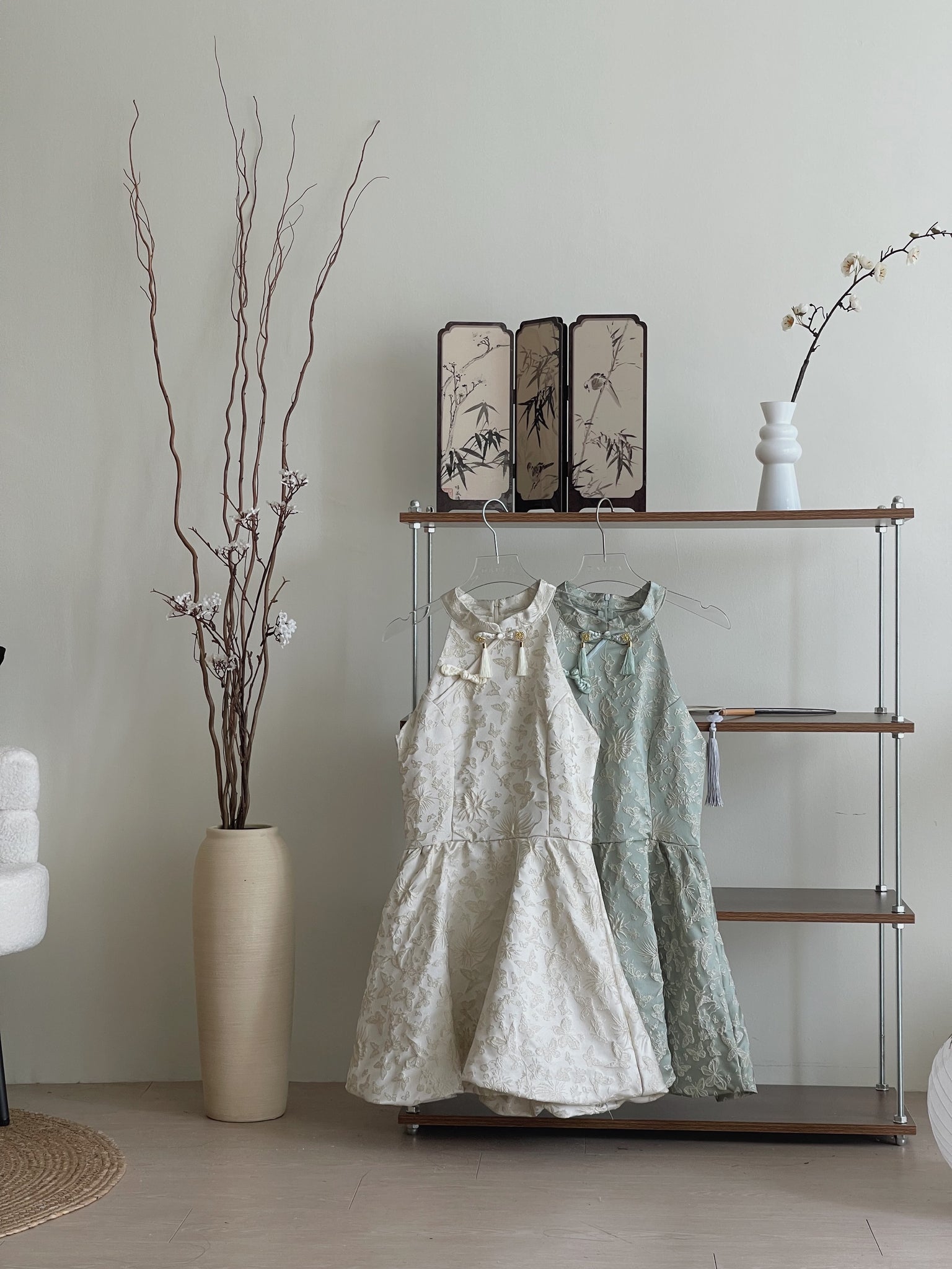 Carlin Emboss Jacquard Jumpsuit Dress / 【花影仙蝶】浮雕提花连体旗袍