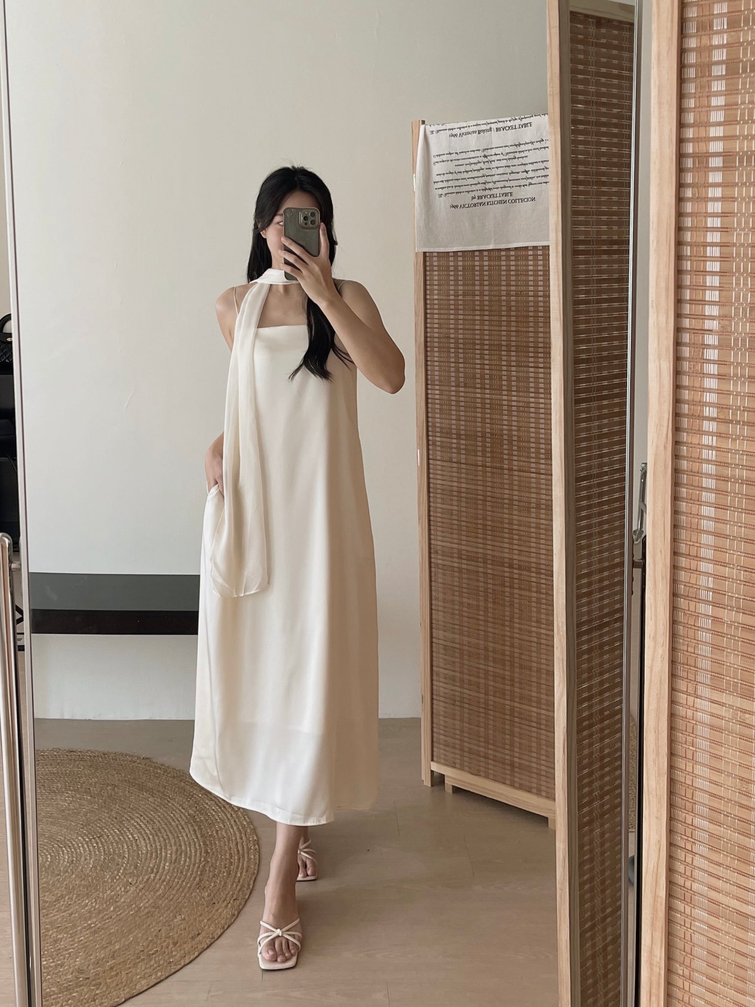 Lumiere Sash Tie Dress / 飘带高级感气质连身裙