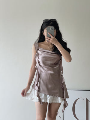 Ruffles Long Strap Top / 荷叶长肩带缎面上衣