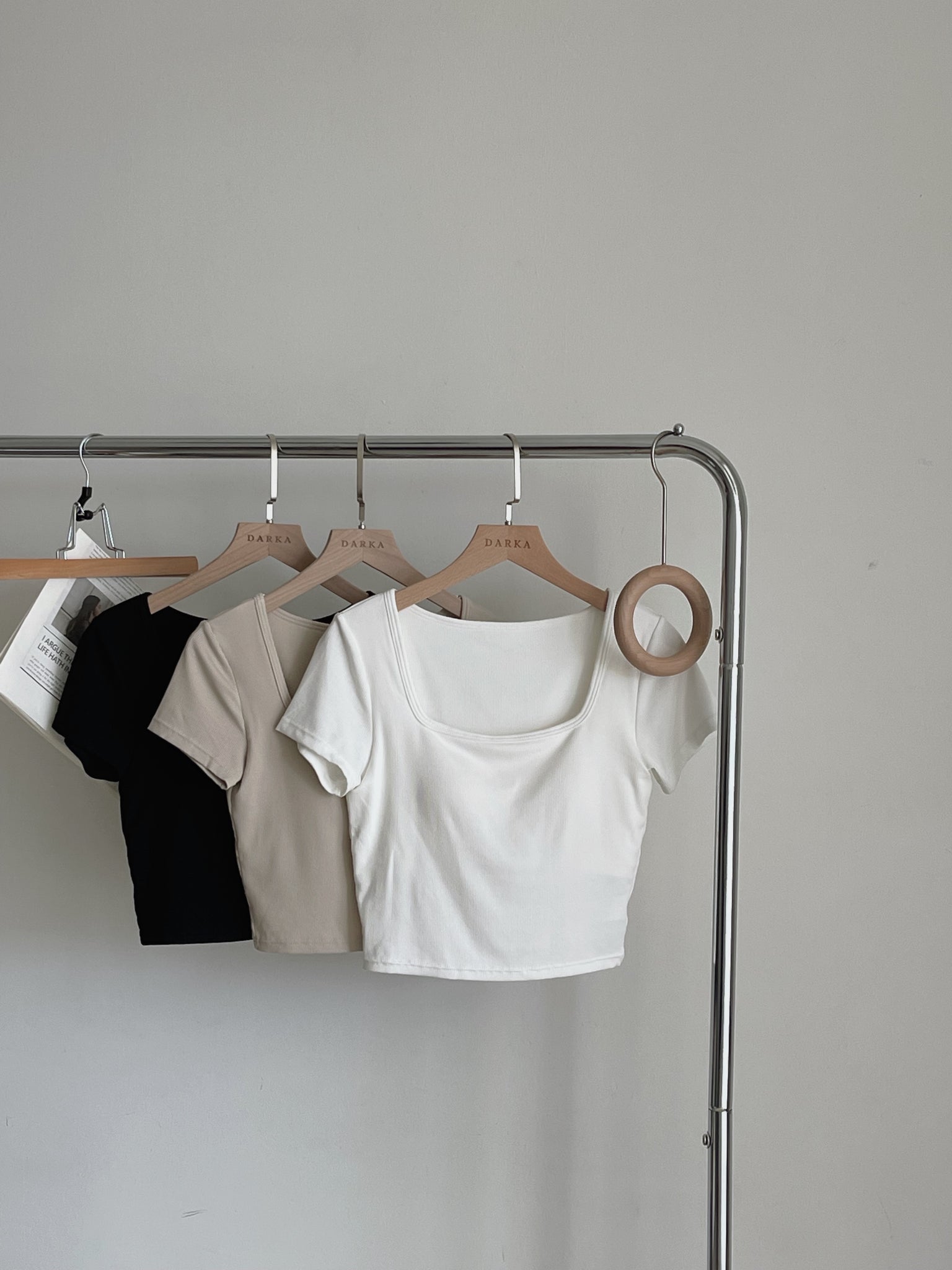 Dear You Padded Crop Top / 螺纹胸垫一体短衣