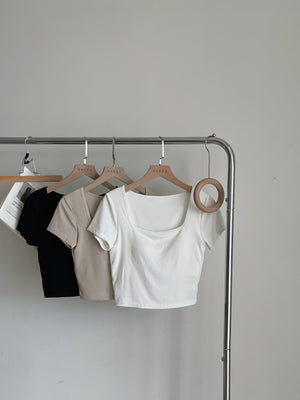 Dear You Padded Crop Top / 螺纹胸垫一体短衣