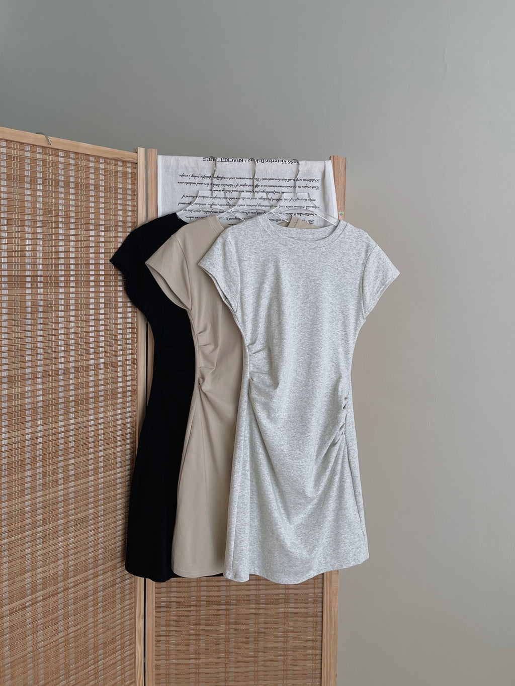 Basic Tall Slim Dress / 捏皱收腰连衣裙加长版