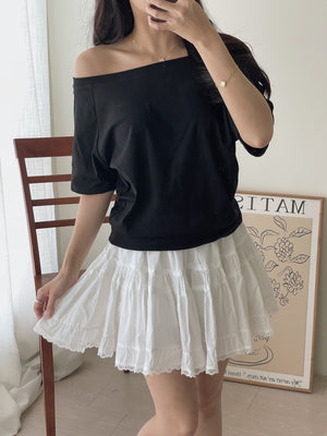 Wide Neck Simple Tee / 净色落肩T恤