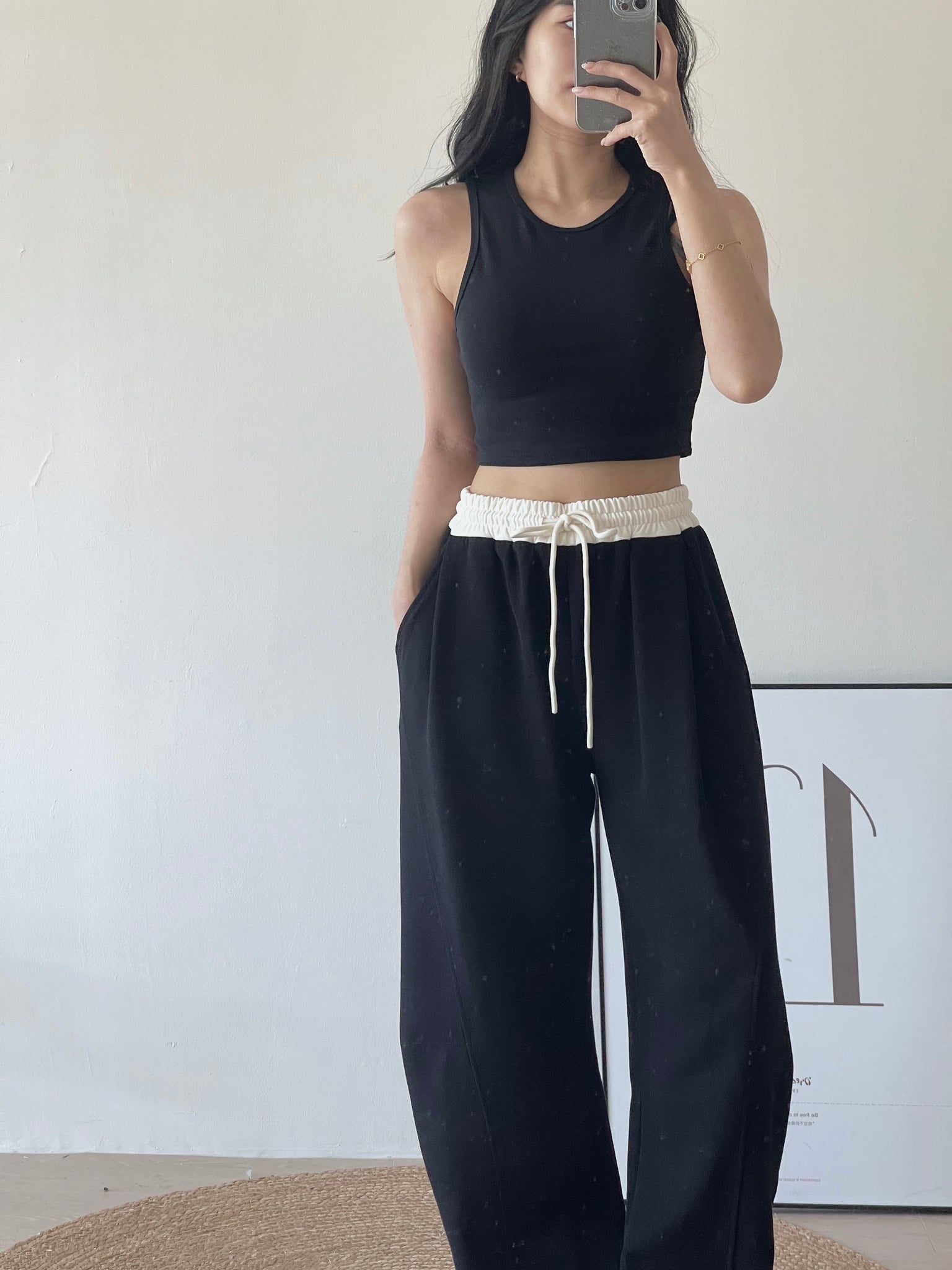 Spliced Waist Lounge Pants / 慵懒撞色拼接弯刀裤