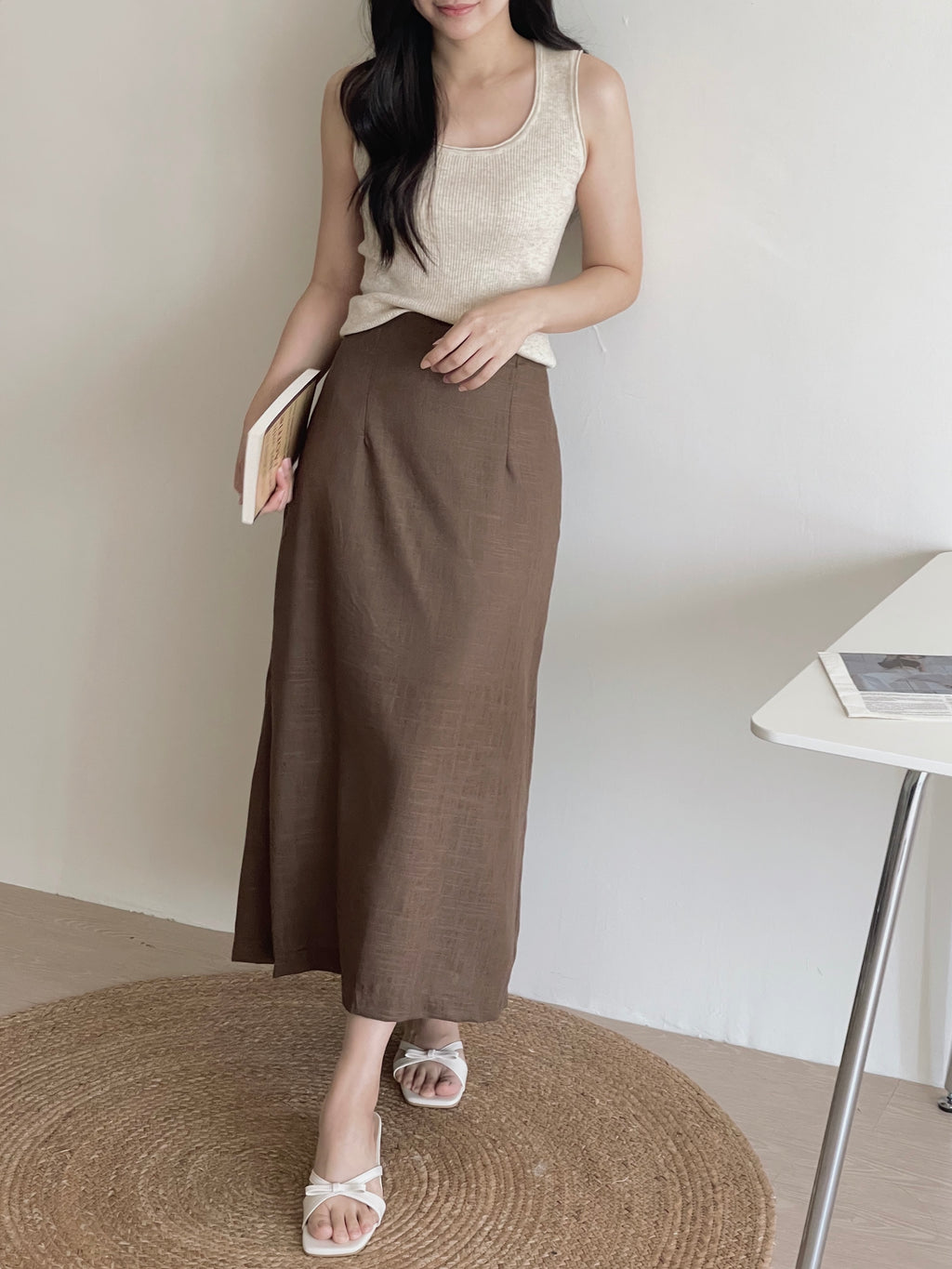 Linen Midi Skirt / 亚麻半身长裙