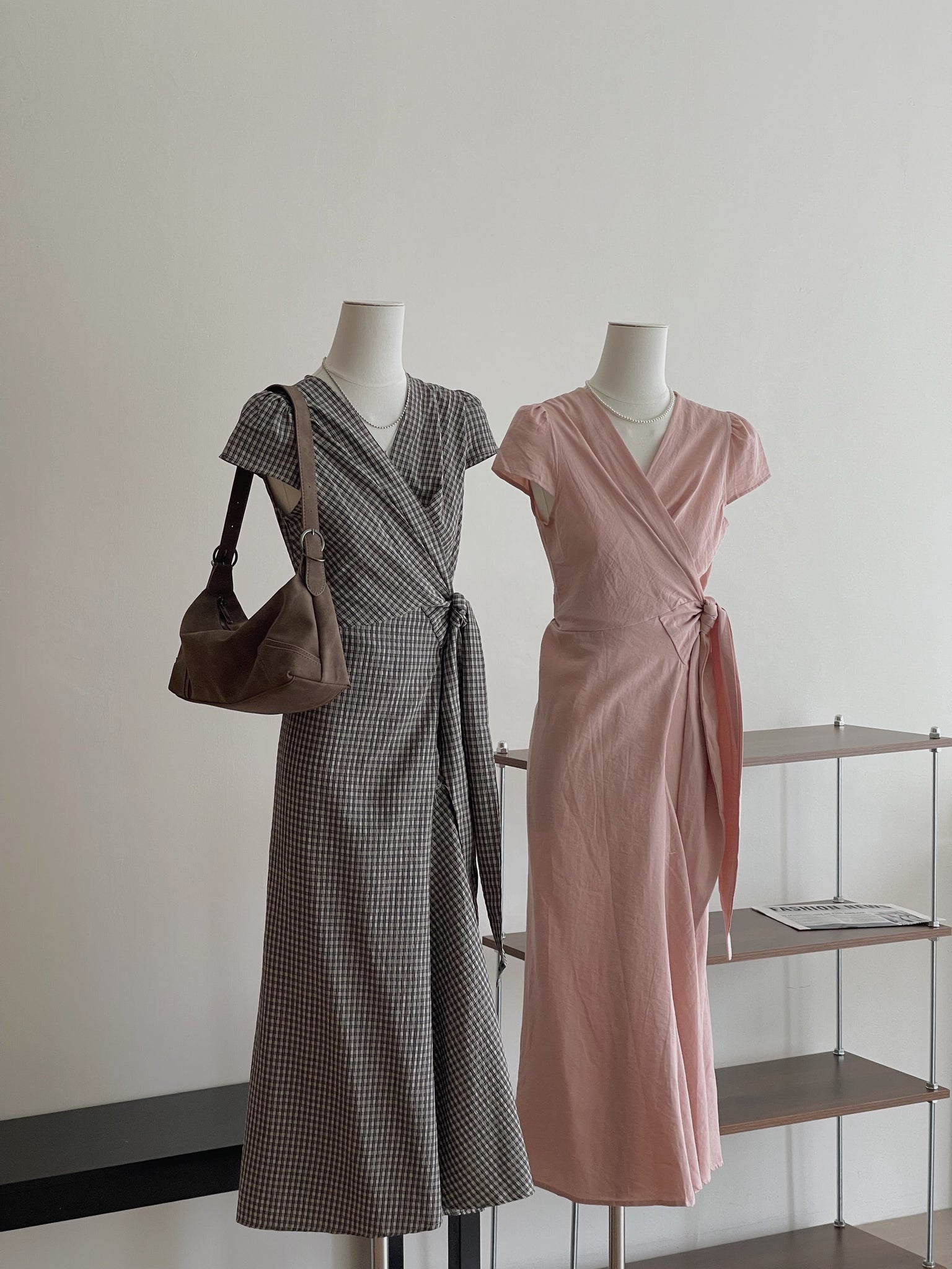 Azalea Wrap Dress / 法式V领收腰气质连身裙