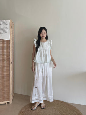 Eyelet Hollow Trousers / 钩花镂空休闲长裤