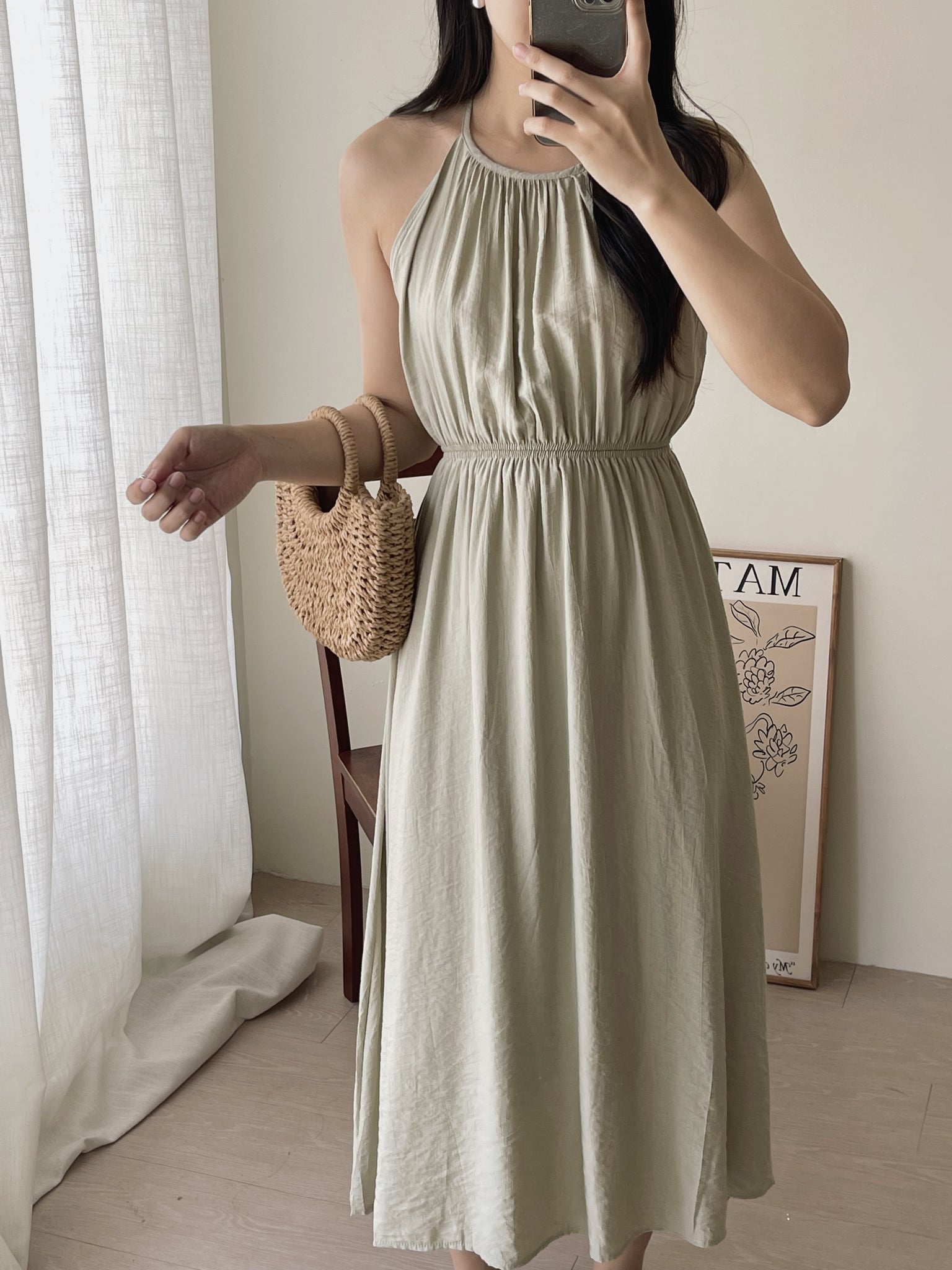 Avril Halterneck Dress / 挂脖后腰镂空长裙