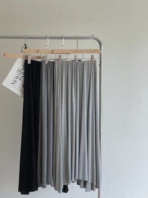 Wide Flare Maxi Skirt / 莫代尔大裙摆裙