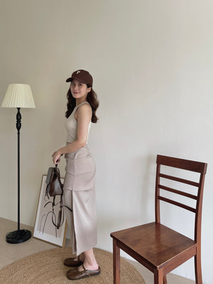 Manette Ruched Skirt / 甜酷褶皱修身半裙