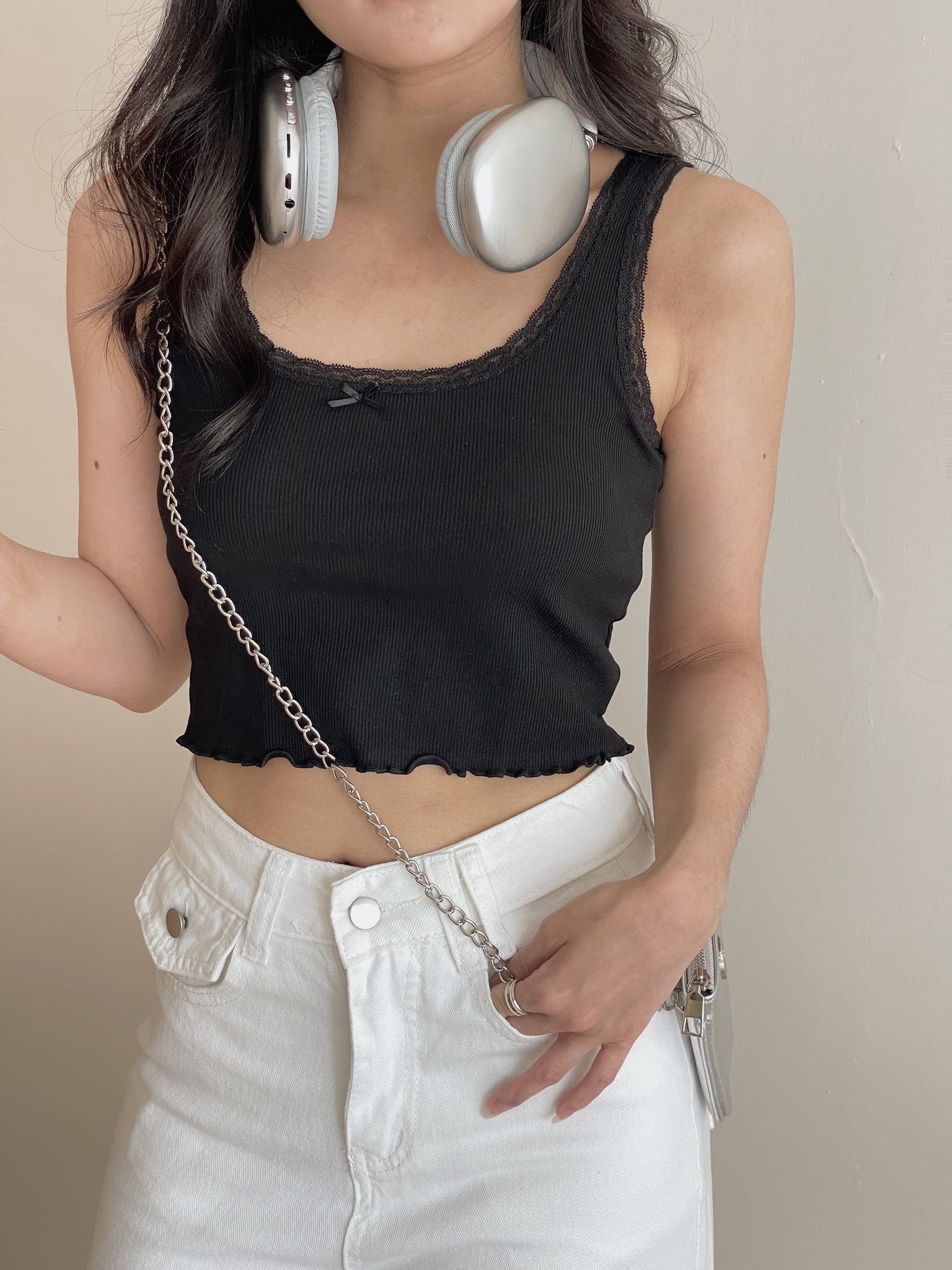 Lace Edge Padded Crop Top / 带胸垫遮副乳蕾丝短背心