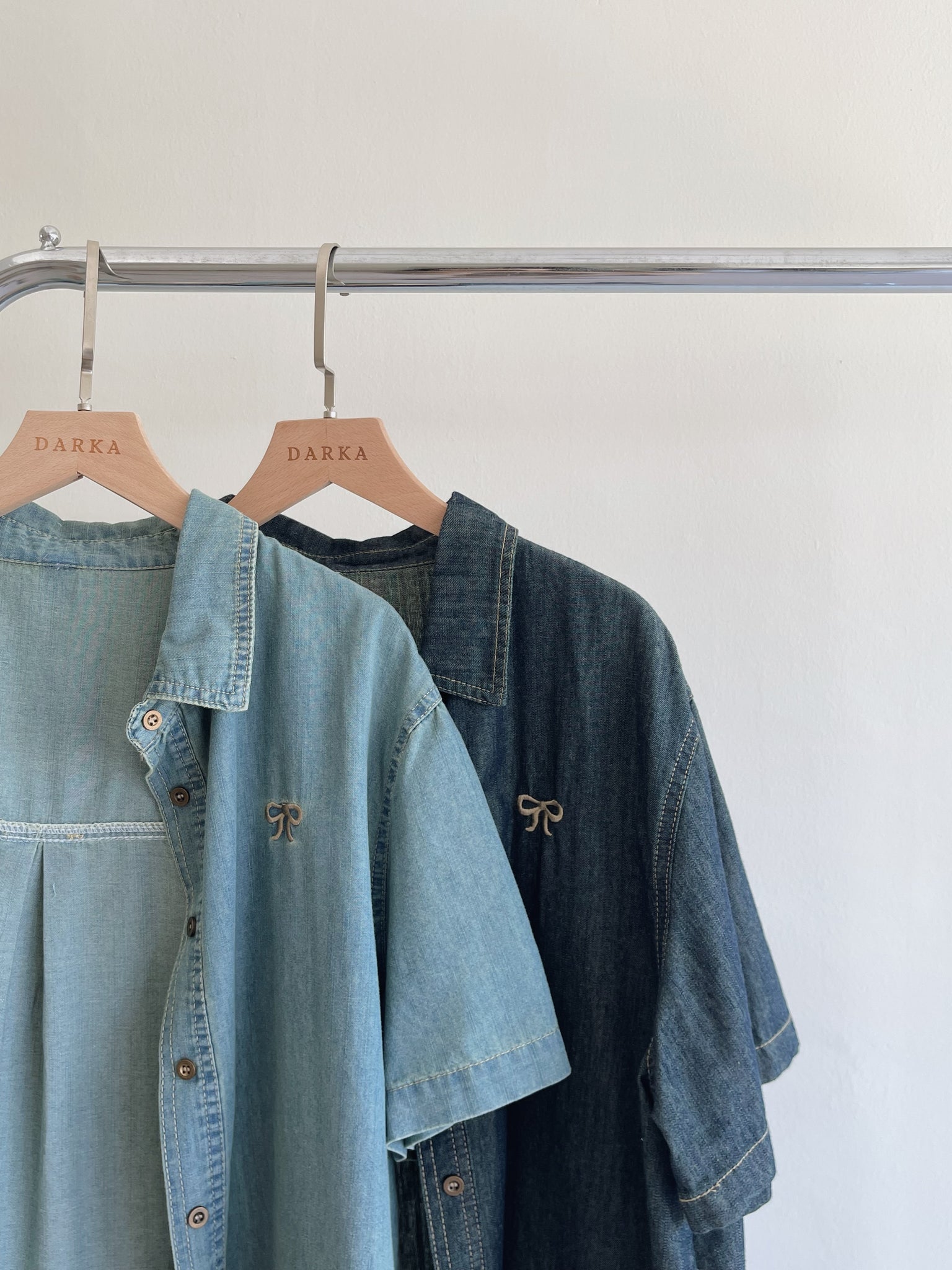 Ribbon Embroidered Outer Shirt / 刺绣软牛仔衬衣