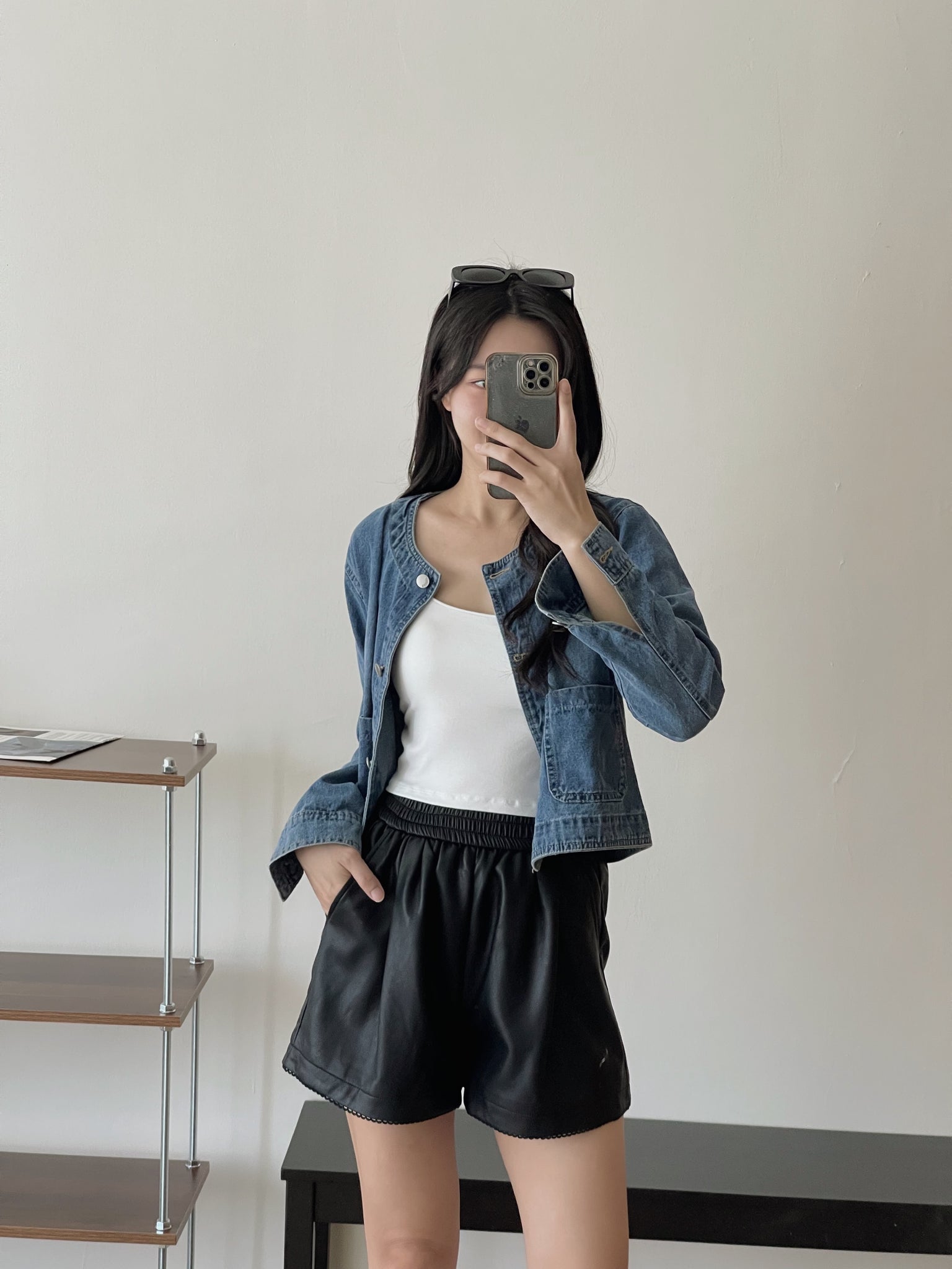 Flower Edge PU Short Pants / 小花边高腰皮短裤