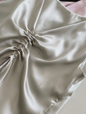 Satin Drawstring Top / 设计感缎面抽绳上衣