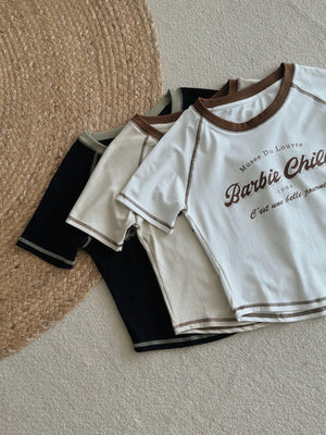 Graphic Crop Tee / 个性字母短上衣