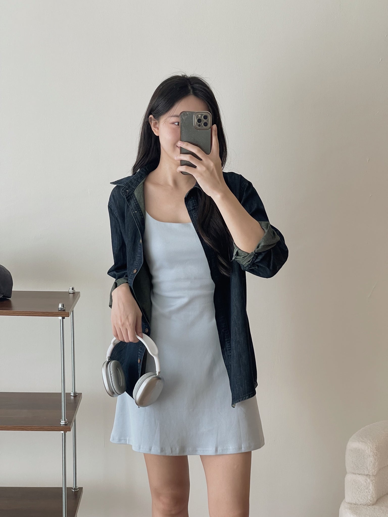 Vintage Blue Denim Shirt / 刺绣复古蓝牛仔衬衫