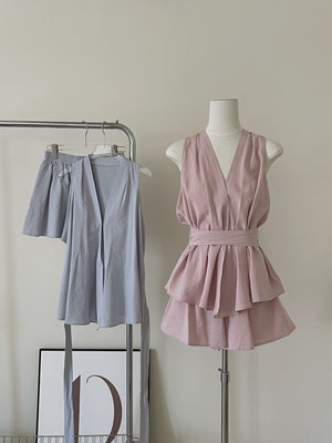 Peplum Sweet Top Set / V领收腰阔腿短裤套装
