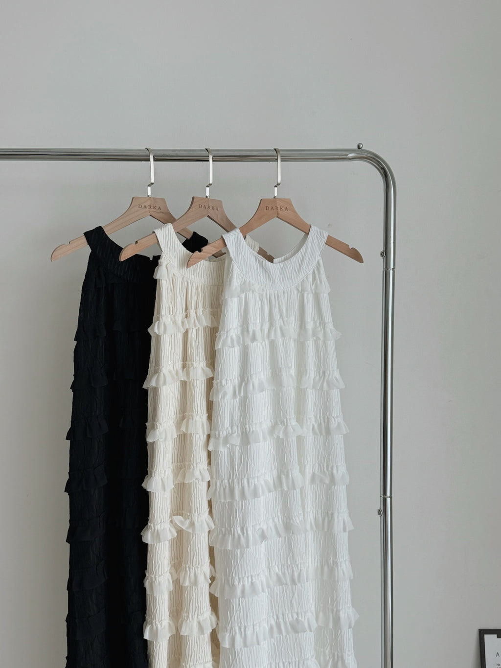 Ruffles Layered Dress / 度假风木耳边长裙