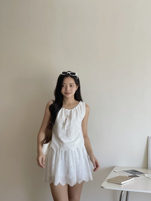 Holiday Eyelet Set / 刺绣抽绳度假套装