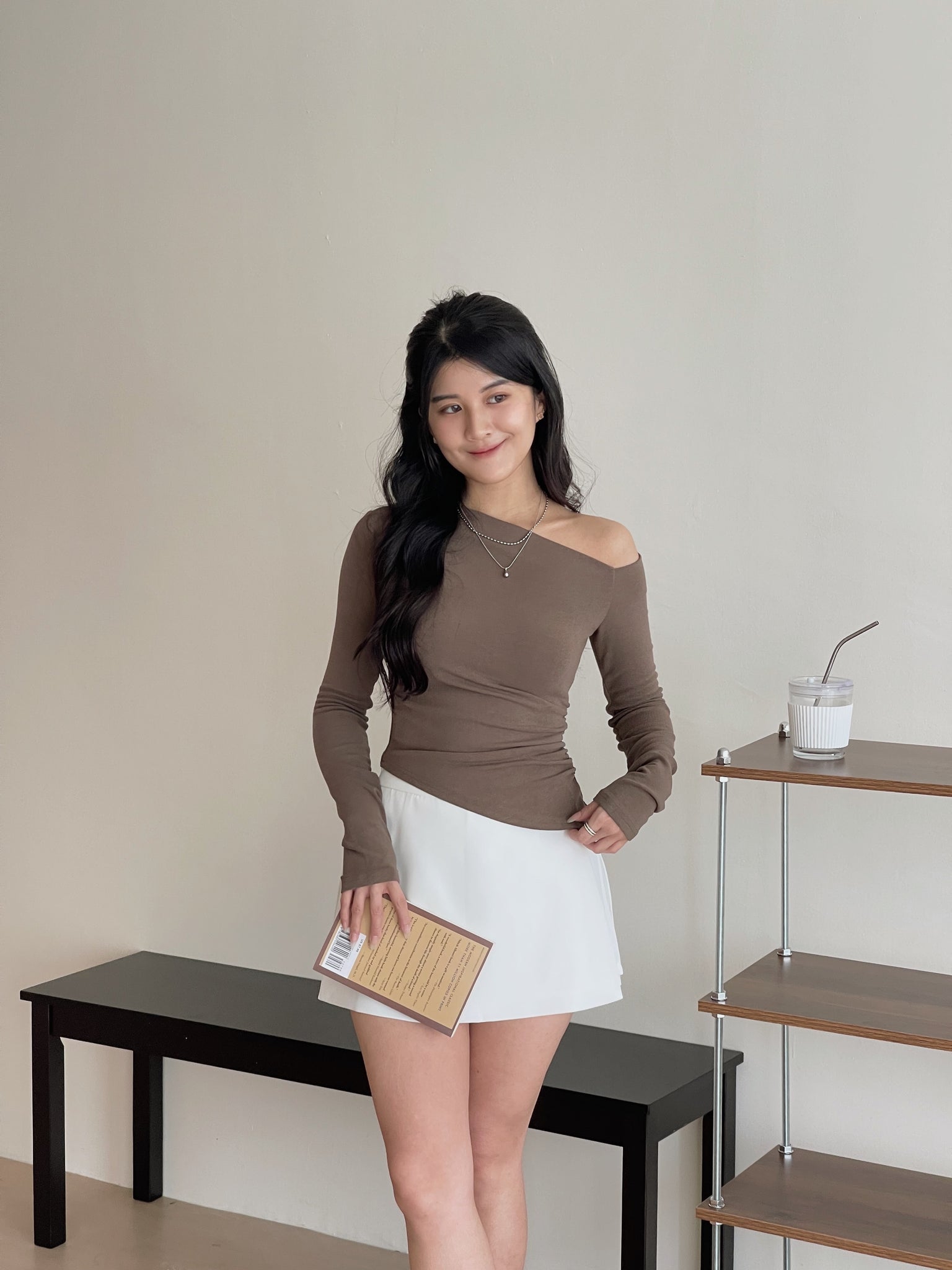 Hot Style Oblique Top / 设计感斜肩不规则上衣