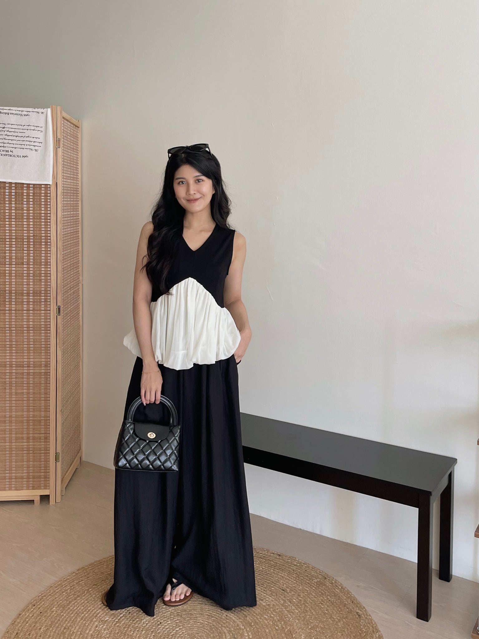Puff Hem Spliced Top / 轻熟网纱花苞摆上衣