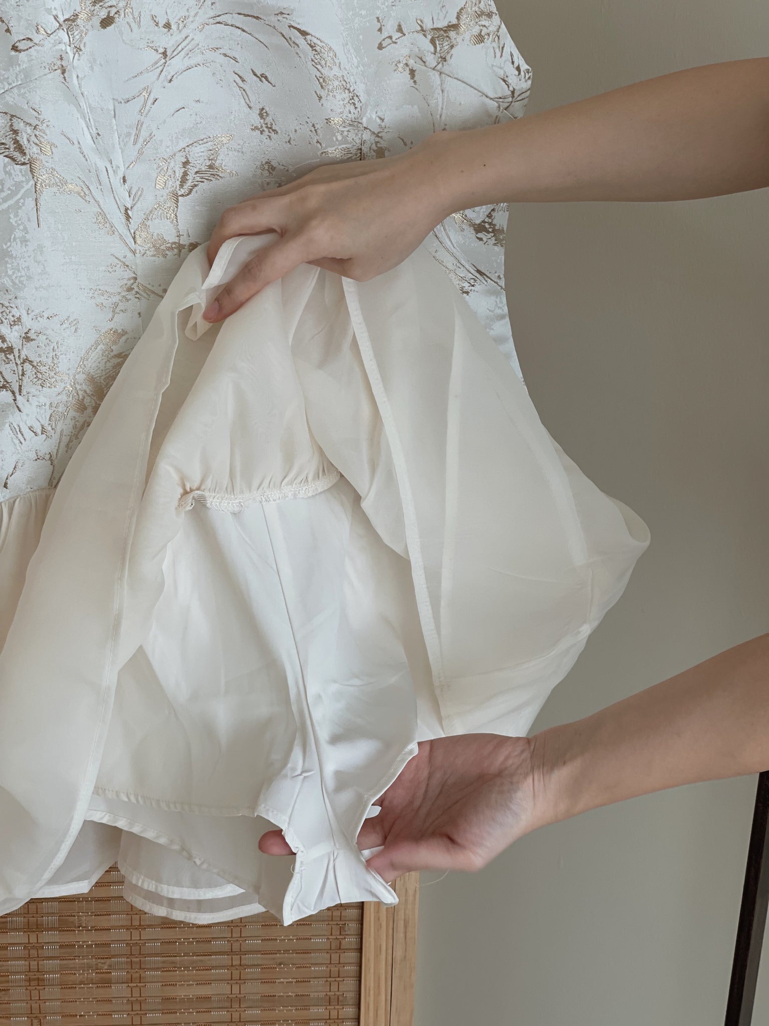 Gilded Mist Jumpsuit Dress / 烟罗织梦-金雾提花薄纱摆连体裤裙