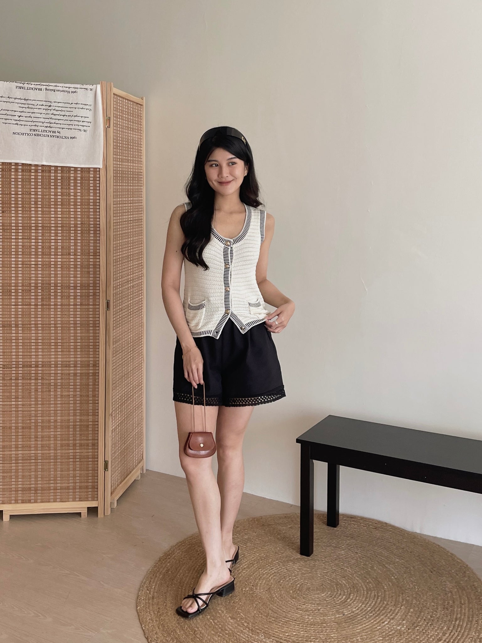 Crochet Button Down Vest / 小香风针织背心小衫