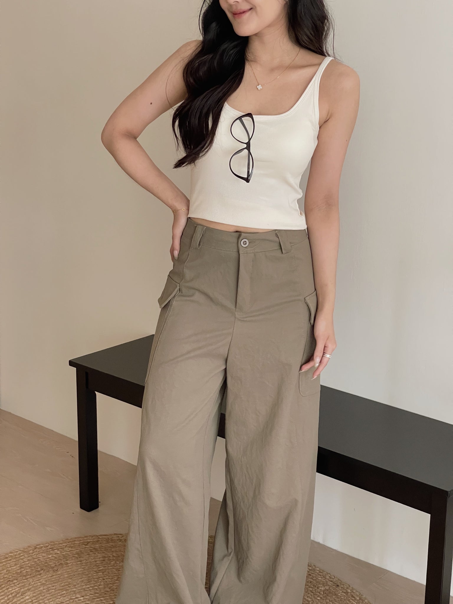 Stylish Baggy Cargo Pants / 帅气个性阔腿长裤