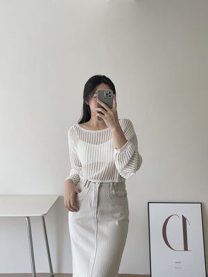 Hollow Wide Shoulder Top / 镂空落肩长袖衫