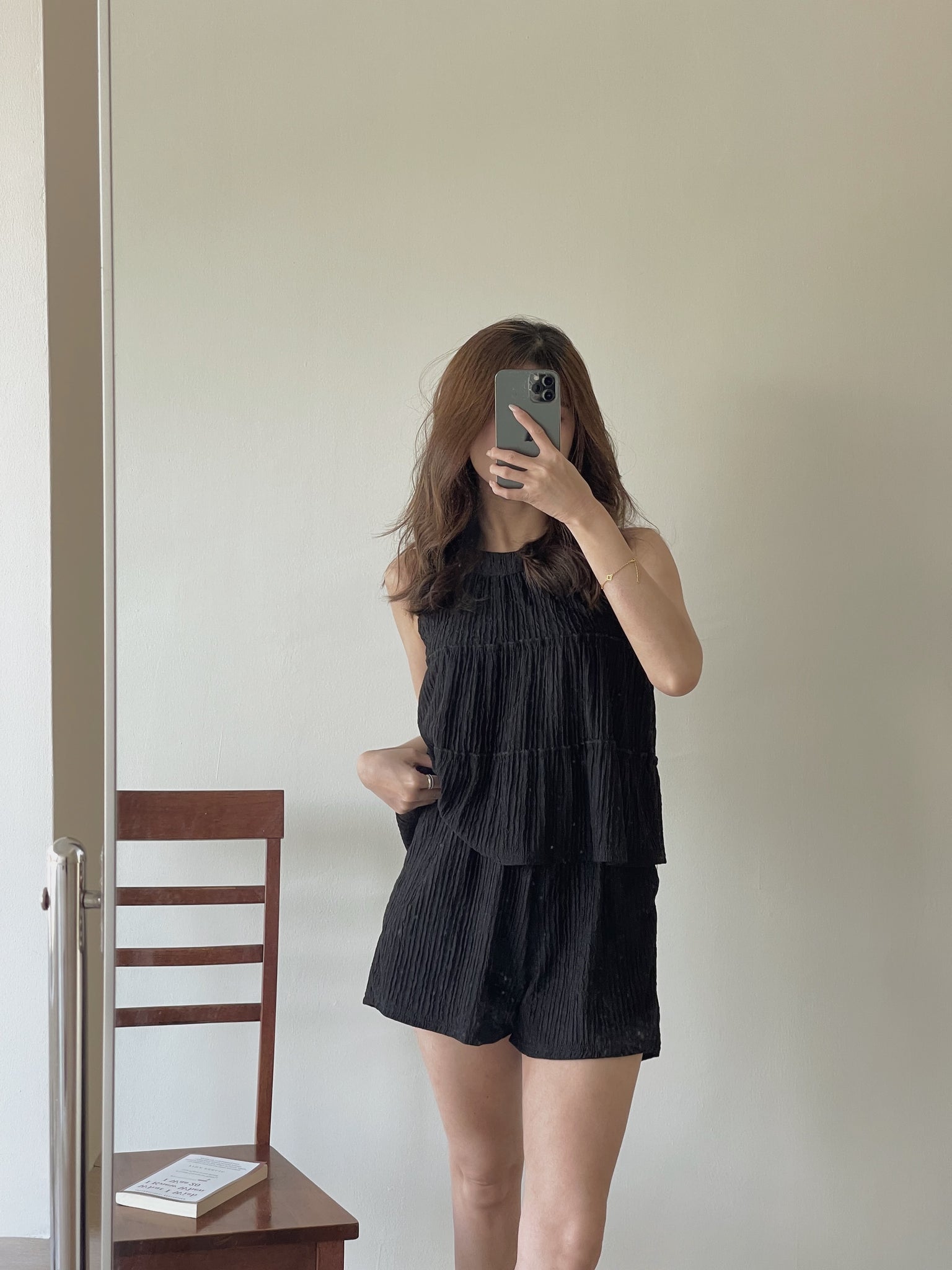 Avery Halterneck Set / 挂脖肌理感短裤套装