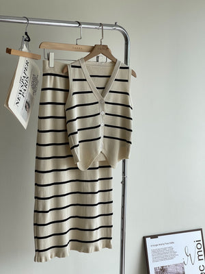 Ladies Stripes Sleeveless Set / 优雅条纹背心套装