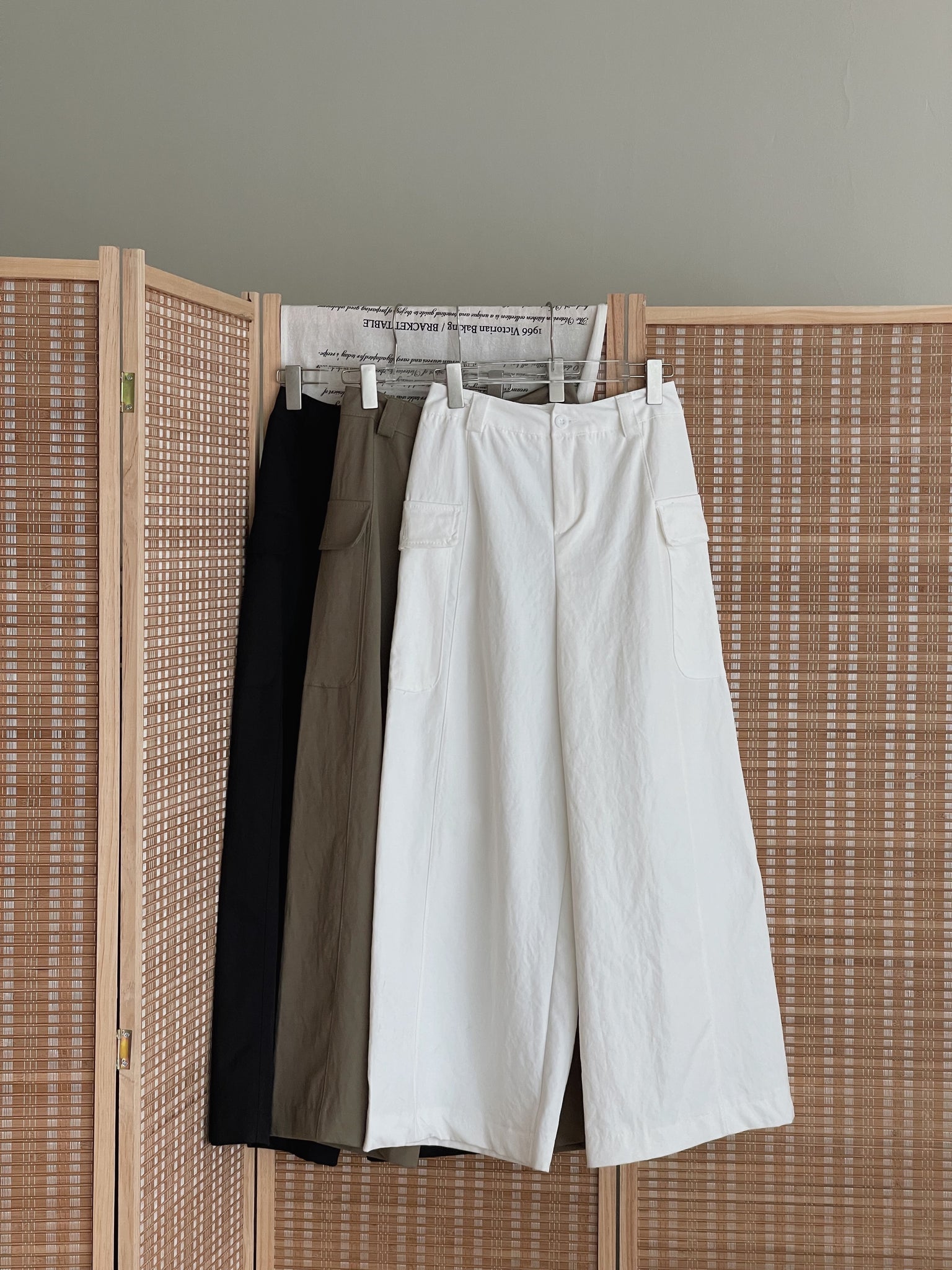 Stylish Baggy Cargo Pants / 帅气个性阔腿长裤