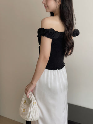 Eyelet Off Shoulder Top / 镂空显瘦一字肩上衣